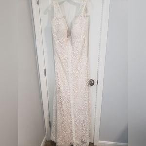 Chic Nostalgia Lace Wedding Dress